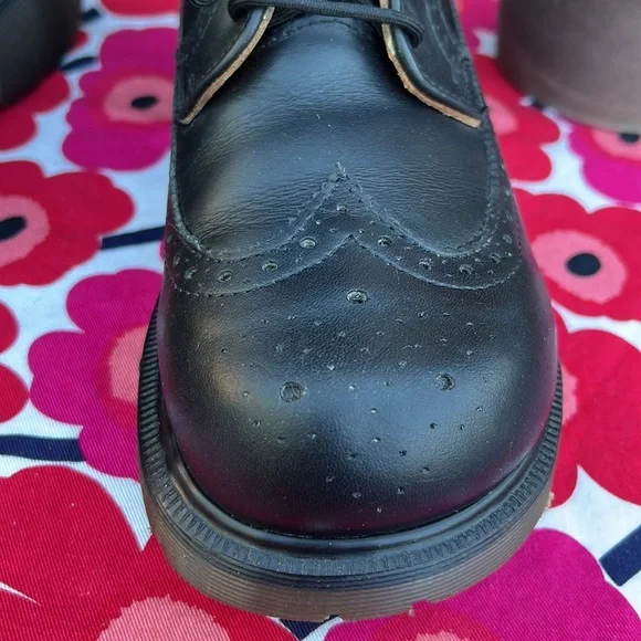 🏴󠁧󠁢󠁥󠁮󠁧󠁿 Vintage Dr. Martens Platform MIE Brogue Black Wingtip Oxfords UK 7